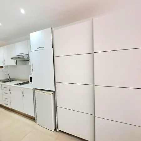 Apartment In Cristianos Front Of The With Pool And Wifi *